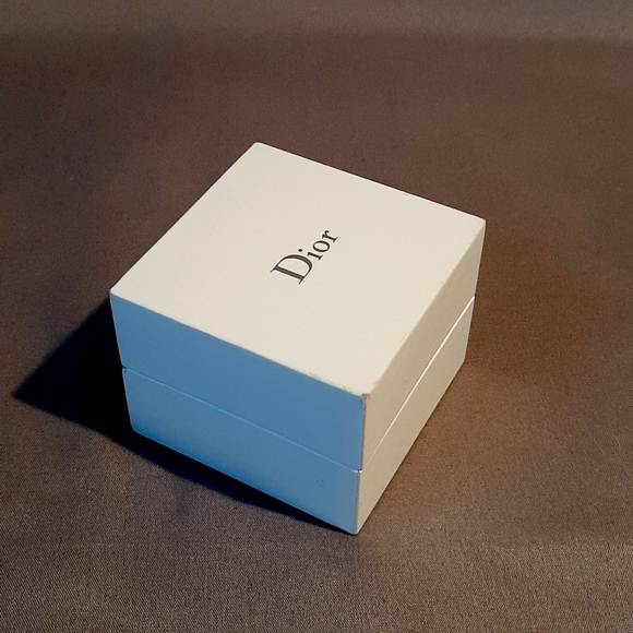 Dior authentic inlay pearl and crystals ring - Picture 3 of 7